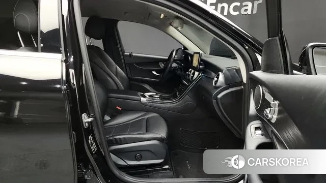 Mercedes-Benz GLC-Class X253 2019 Черный из Кореи, фото 2
