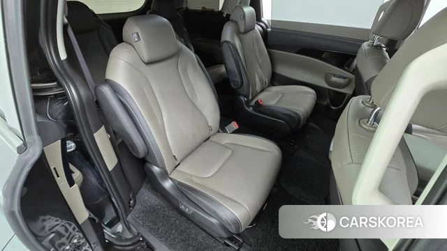 Kia The New Carnival 4th Generation 2023 Серый из Кореи, фото 2