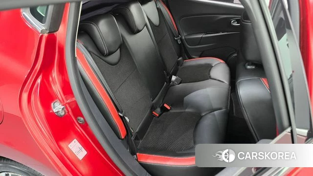Renault Korea (Samsung) Clio 2019 Красный из Кореи, фото 2