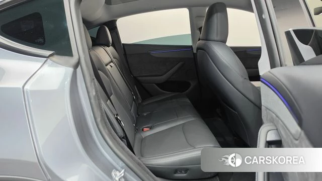 Tesla Model Y 2025 Серый из Кореи, фото 2