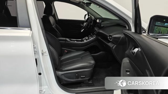 Hyundai The New Santa Fe 2022 Белый из Кореи, фото 2