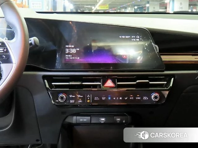 Kia Di Ol Nu Niro 2025 Белый из Кореи, фото 2