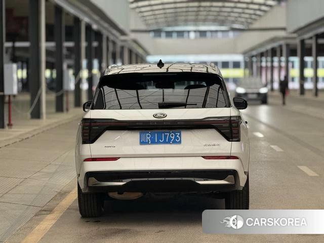 Ford Edge 2024 Белый из Китая, фото 2