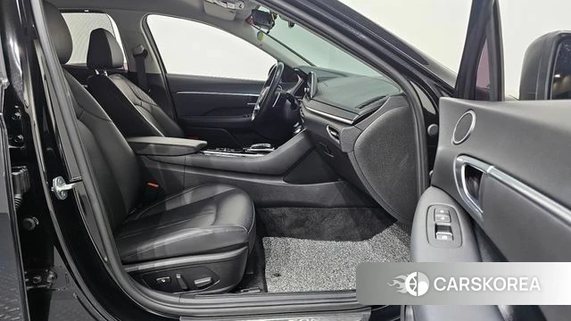Hyundai Sonata (DN8) 2020 Черный из Кореи, фото 2