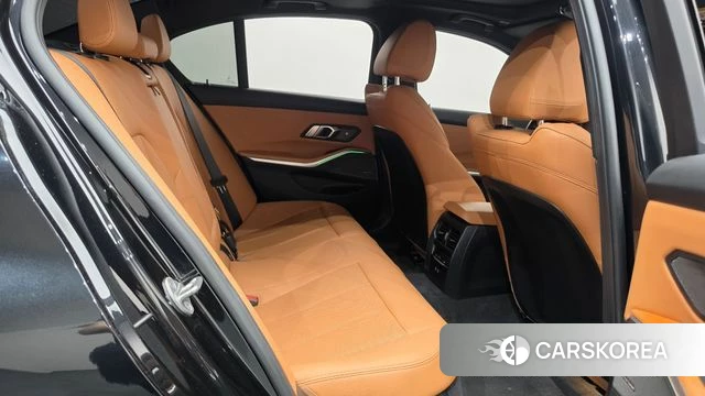 BMW 3 Series (G20) 2024 Черный из Кореи, фото 2