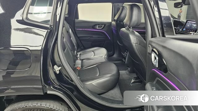 Jeep Compass 2nd Generation 2022 Черный из Кореи, фото 2