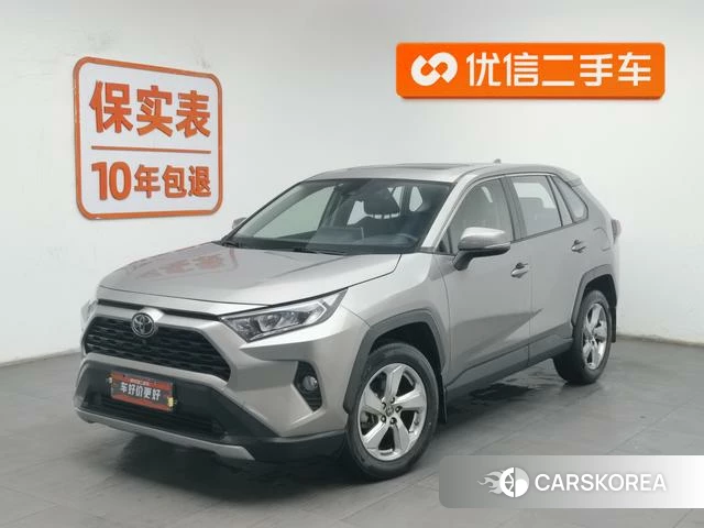 Toyota RAV4 2021 Темно-серый из Китая, фото 2