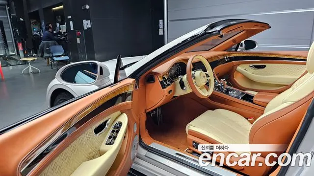 Bentley Continental GT 3rd Generation 2022 Жемчужный цвет из Кореи, фото 2