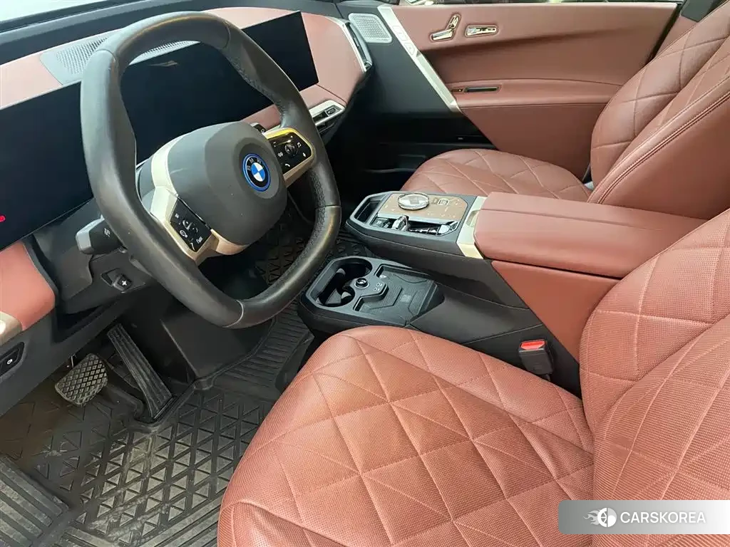 BMW iX 2022 Silver/gray из Китая, фото 2