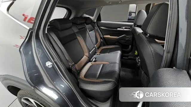 Kia Seltos 2021 Серый из Кореи, фото 2