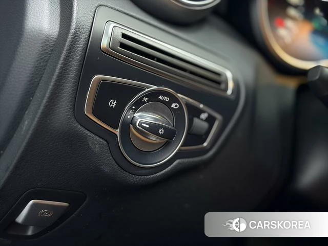 Mercedes-Benz C-class 2021 Темно-серый из Китая, фото 2