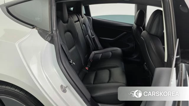 Tesla Model 3 2022 Белый из Кореи, фото 2