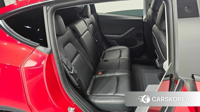 Tesla Model Y 2021 Красный из Кореи, фото 2