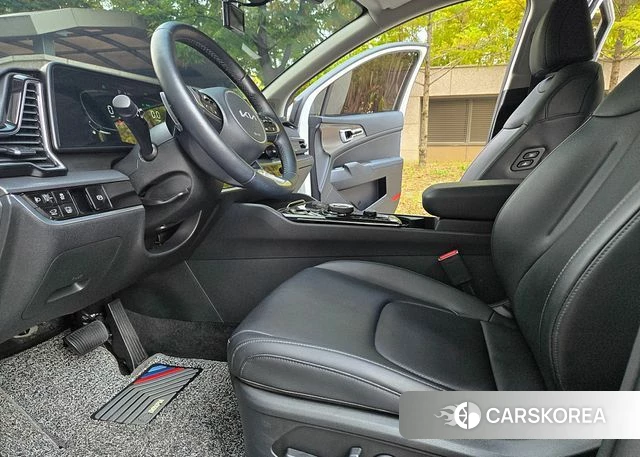 Kia Sportage 5th Generation Hybrid 2024 Белый из Кореи, фото 2