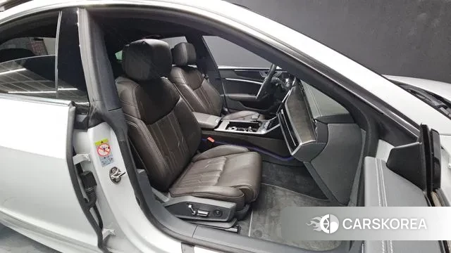 Audi A7 (4K) 2020 Белый из Кореи, фото 2