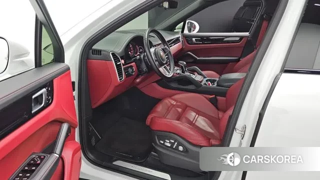 Porsche Cayenne (PO536) 2021 Белый из Кореи, фото 2