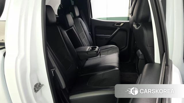 Ford Ranger 3rd Generation 2022 Белый из Кореи, фото 2