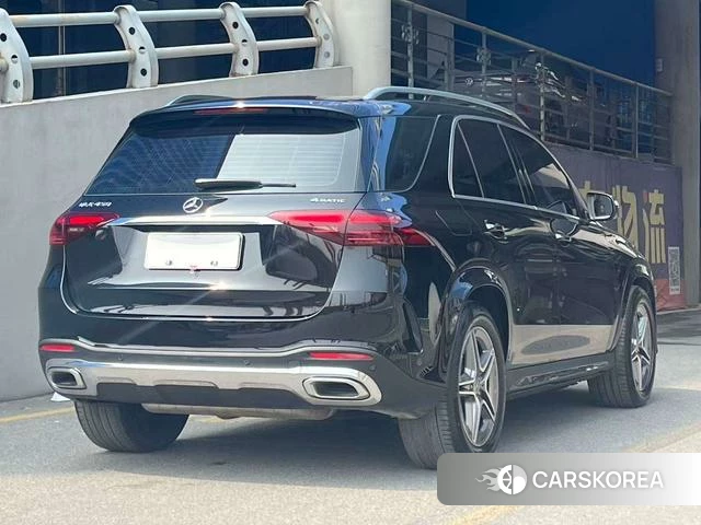 Mercedes-Benz GLE 2024 Черный из Китая, фото 2