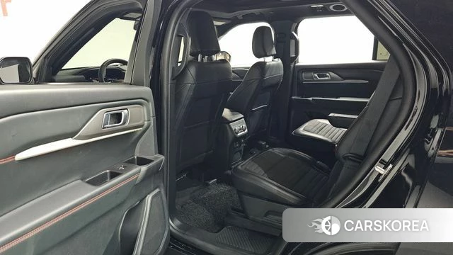 Ford Explorer 6th Generation 2025 Черный из Кореи, фото 2