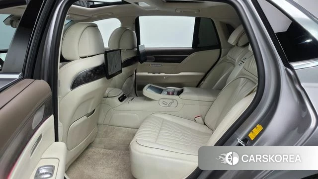 Genesis G90 (RS4) 2022 Серебряный из Кореи, фото 2