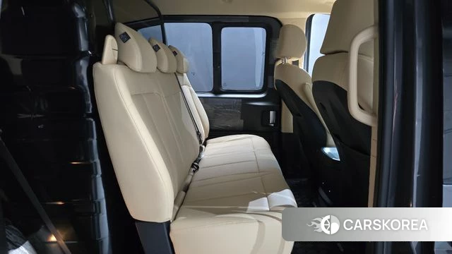 Hyundai Staria 2025 Серый из Кореи, фото 2