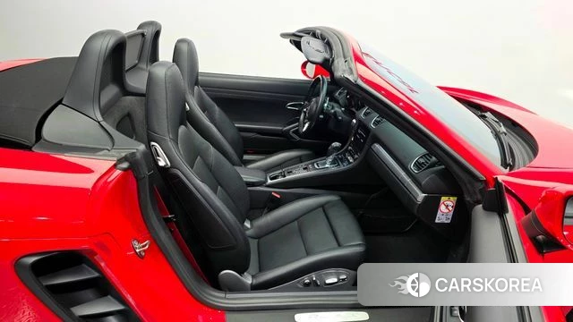 Porsche 718 Boxster 2018 Красный из Кореи, фото 2