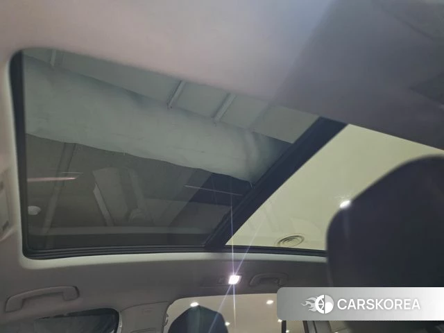 Volkswagen Tiguan second Generation 2023 Белый из Кореи, фото 2