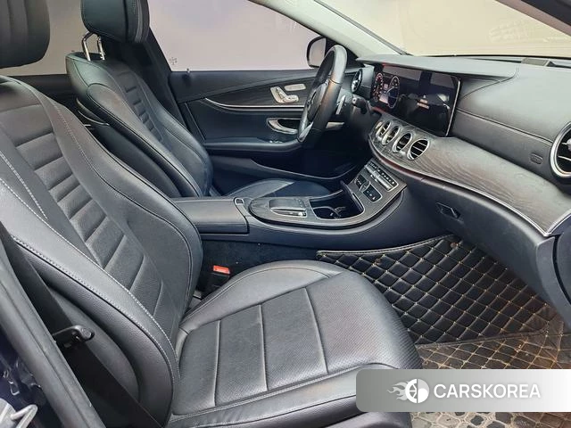 Mercedes-Benz E-Class 2020 Синий из Китая, фото 2
