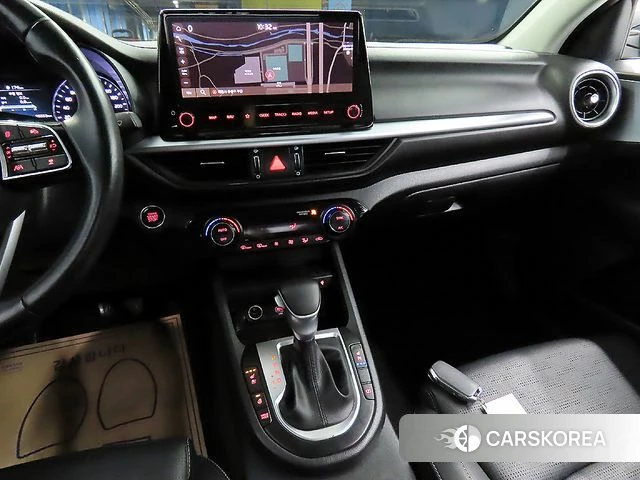 Kia The New K3 2nd generation 2022 Серый из Кореи, фото 2