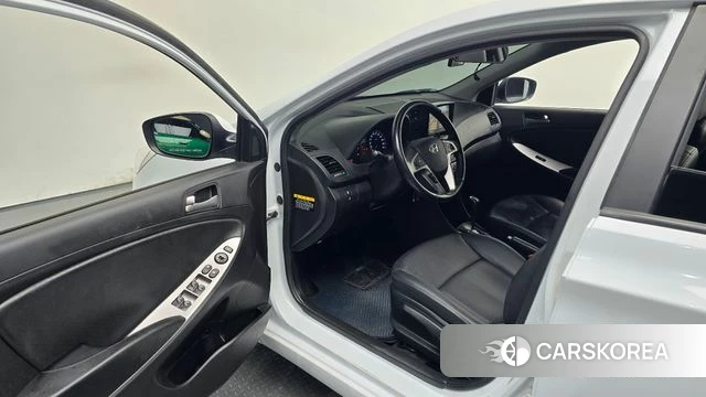 Hyundai Accent (New type) 2019 Белый из Кореи, фото 2