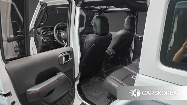 Jeep Wrangler (JL) 2024 Белый из Кореи, фото 2