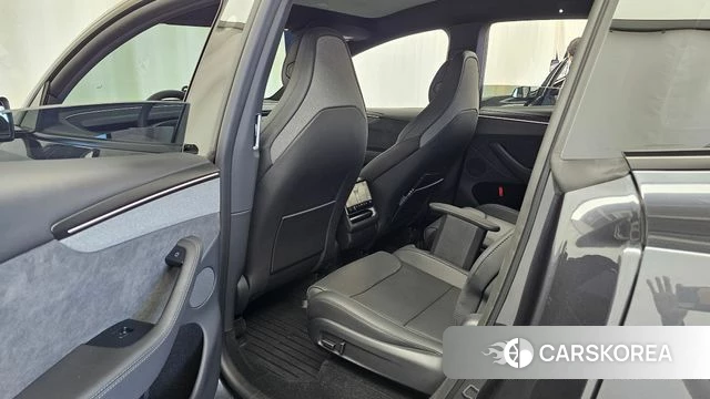 Tesla Model Y 2026 Серый из Кореи, фото 2