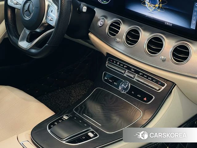 Mercedes-Benz E-Class 2020 Темно-серый из Китая, фото 2