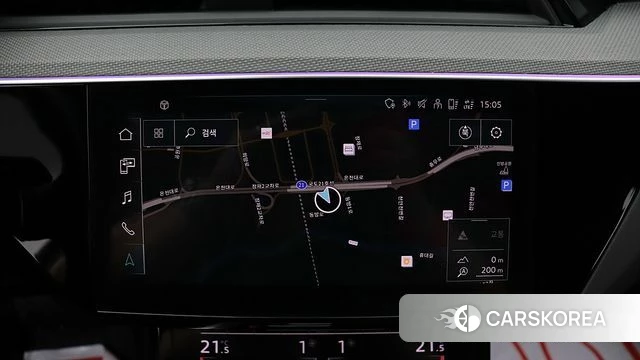 Audi e-Tron 2023 Белый из Кореи, фото 2
