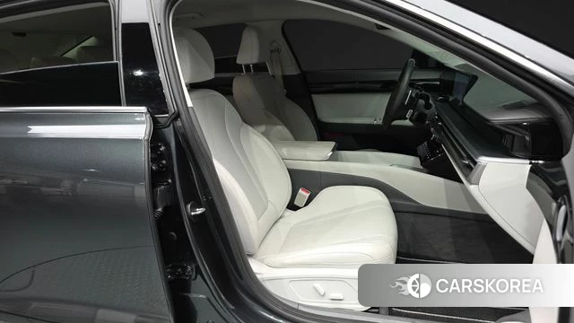 Hyundai Grandeur (GN7) 2023 Серый из Кореи, фото 2