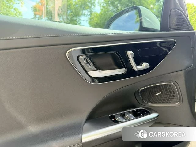Mercedes-Benz C-class 2022 Белый из Китая, фото 2