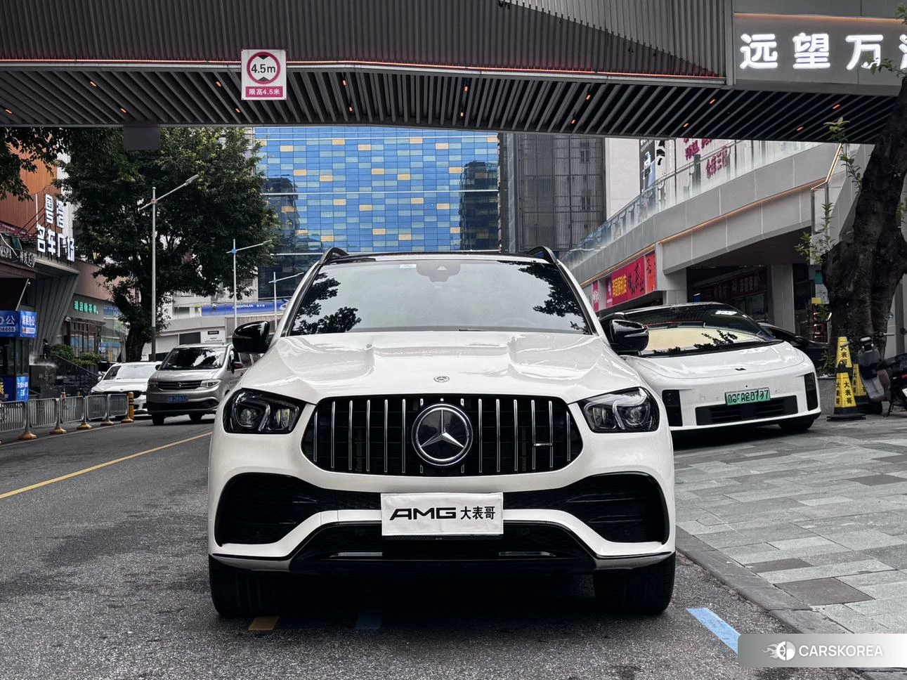 Mercedes-Benz AMG GLE 2022 Белый из Китая, фото 2