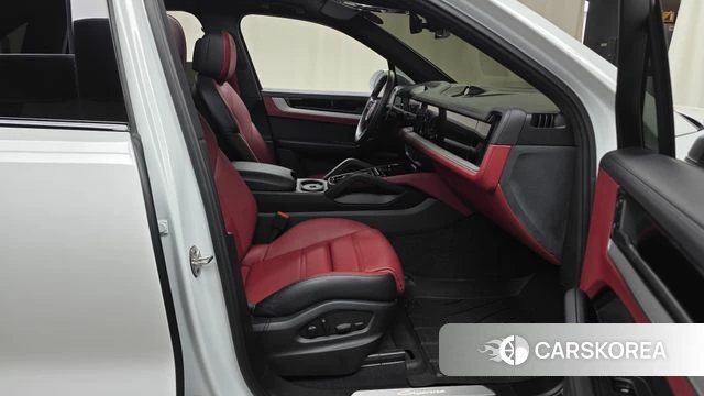 Porsche Cayenne (PO536) 2023 Белый из Кореи, фото 2