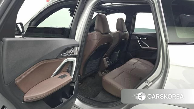 BMW X1 (U11) 2023 Серебряный из Кореи, фото 2
