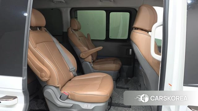 Hyundai Staria 2021 Белый из Кореи, фото 2