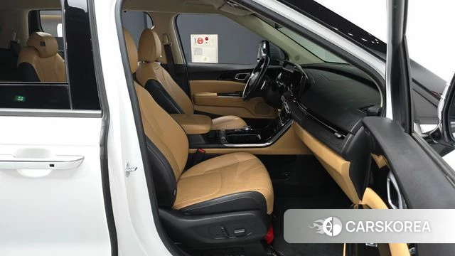 Kia Carnival 4th generation 2021 Белый из Кореи, фото 2