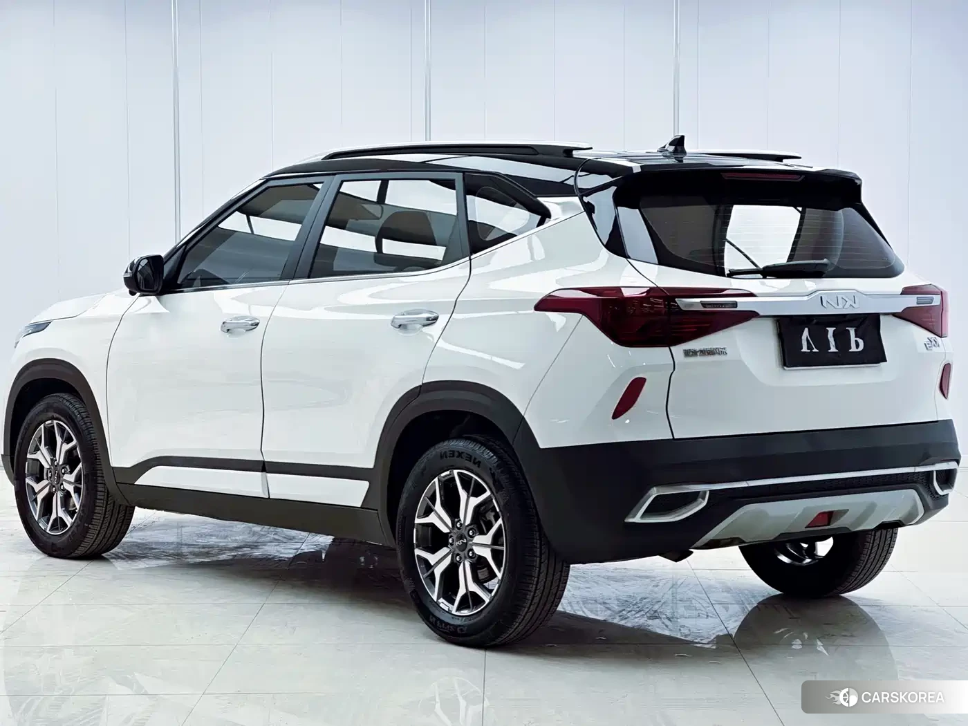 Kia KX3 2022 Белый из Китая, фото 2