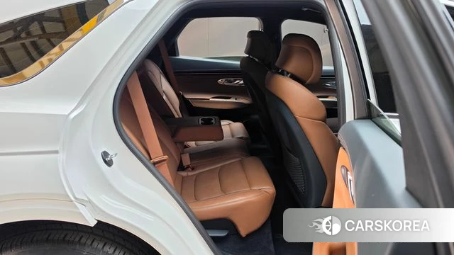 Genesis GV70 2022 Белый из Кореи, фото 2