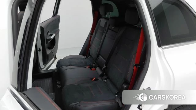 Mercedes-Benz GLB-Class X247 2022 Белый из Кореи, фото 2