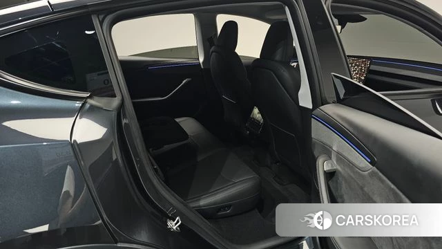 Tesla Model Y 2025 Серый из Кореи, фото 2