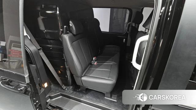 Hyundai Staria 2025 Черный из Кореи, фото 2