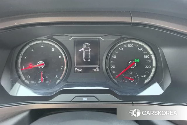 Volkswagen Tharu 2021 Темно-серый из Китая, фото 2