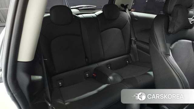 Mini Cooper 2018 Жемчужный цвет из Кореи, фото 2