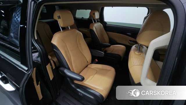 Kia Carnival 4th generation 2020 Серый из Кореи, фото 2