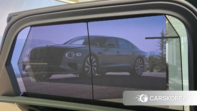 Bentley Bentayga 2024 Темно-зеленый из Кореи, фото 2